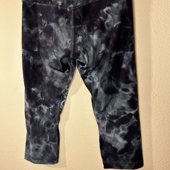 Cropped lululemon align leggings - Picture 5 of 11